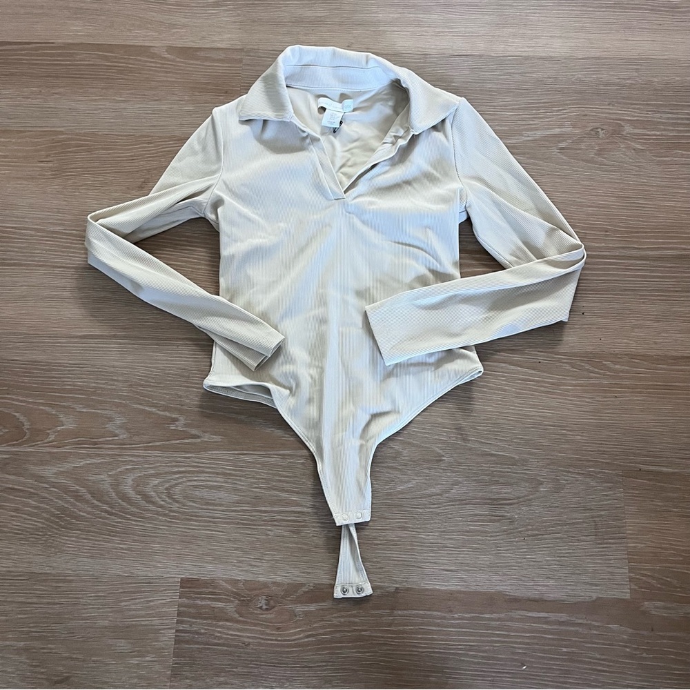 House of Harlow 1960 NWT collar long sleeve tan bodysuit